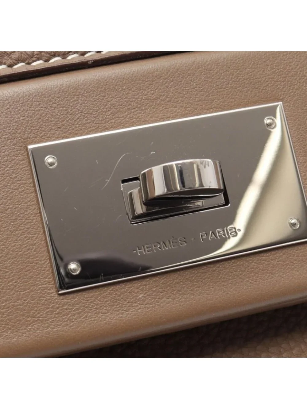 Hermes slight signs